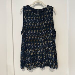 Halogen Sleeveless Floral Blouse - Navy